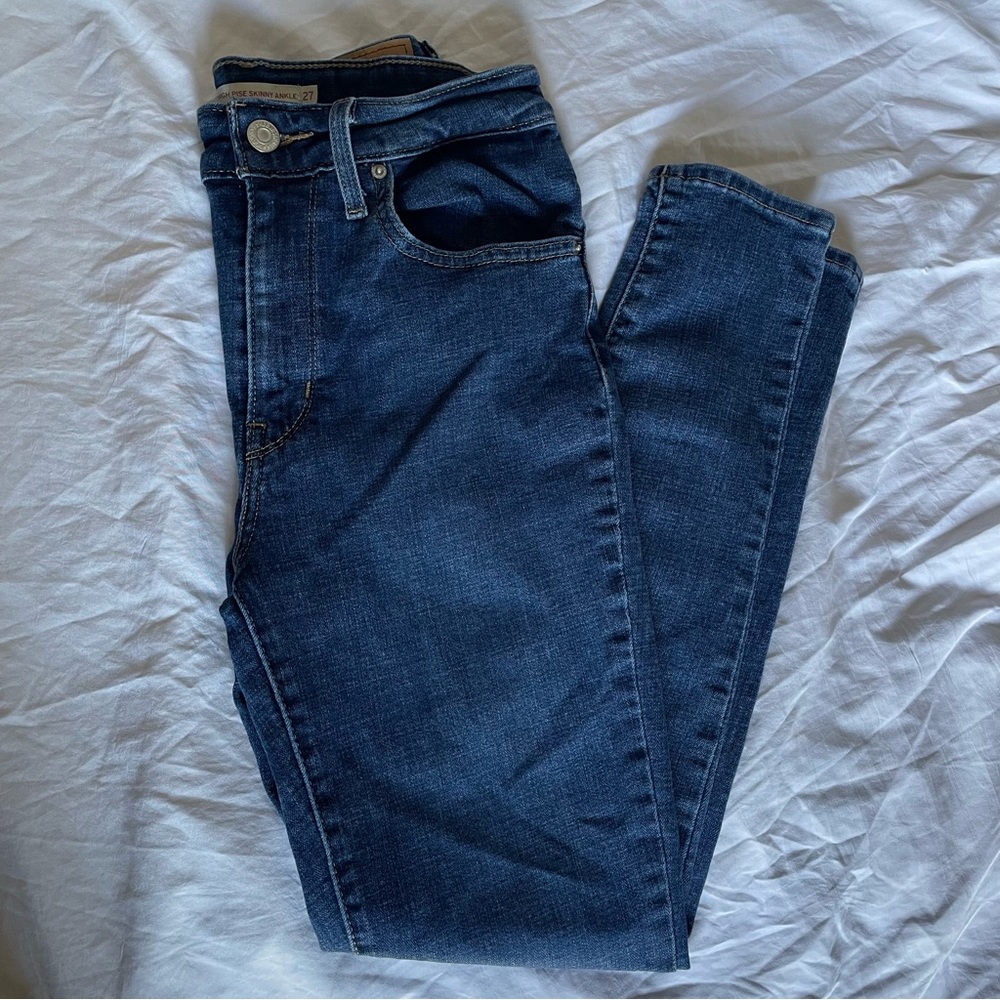 LEVIS HIGH RISE SKINNY ANKLE JEANS